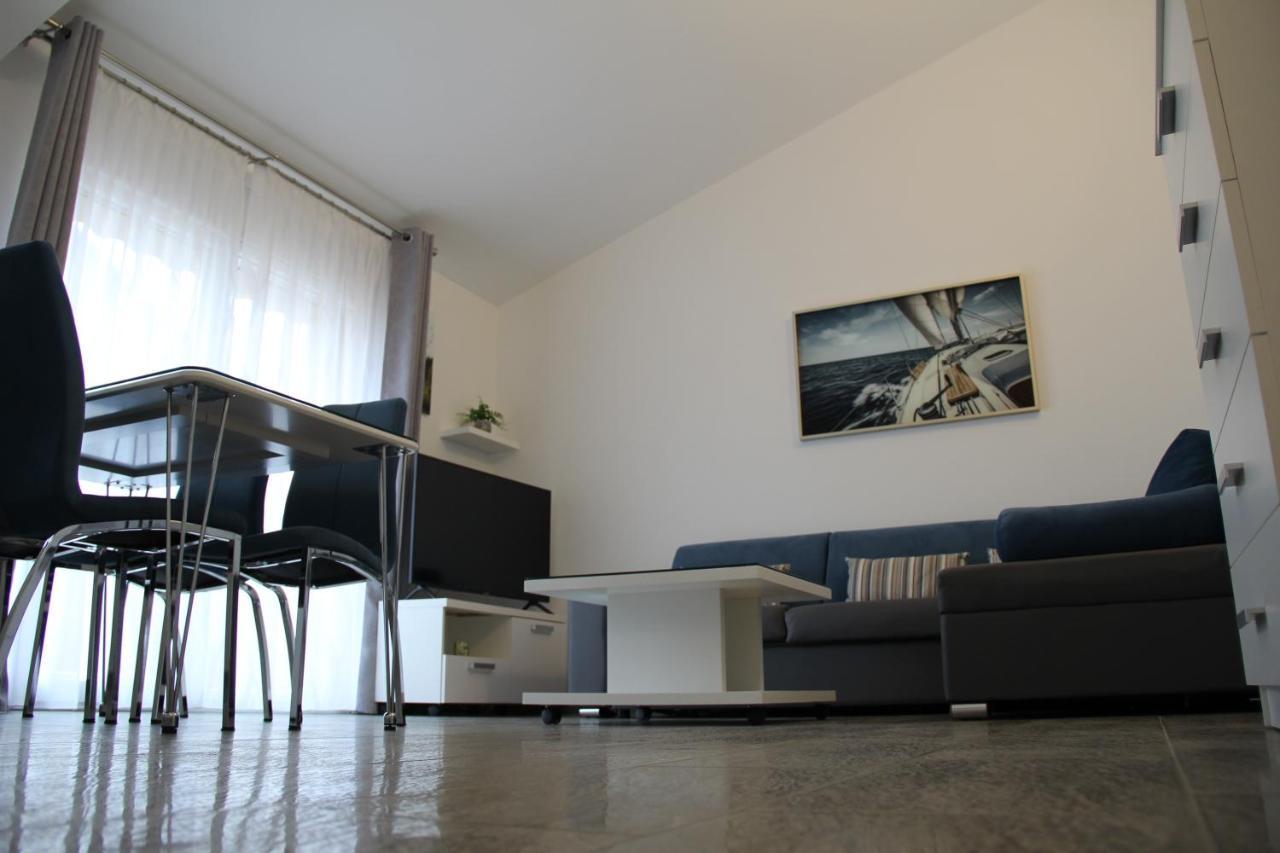 Villa Slavica Porec Exterior photo
